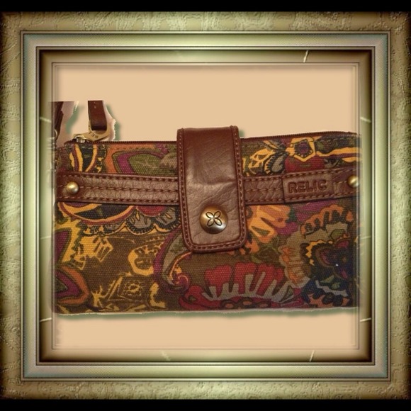 Relic Wallet/Crossbody Purse