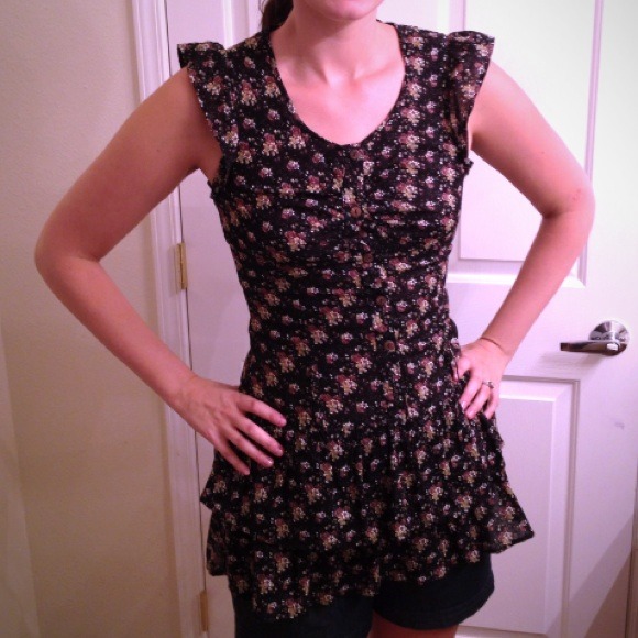 Ultra girlie Floral tunic