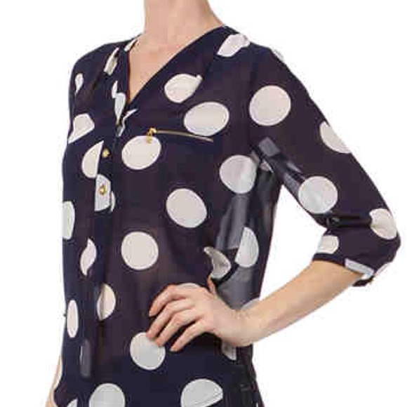 ❌❌SOLD❌❌Navy and White Polka Dot Tunic Top