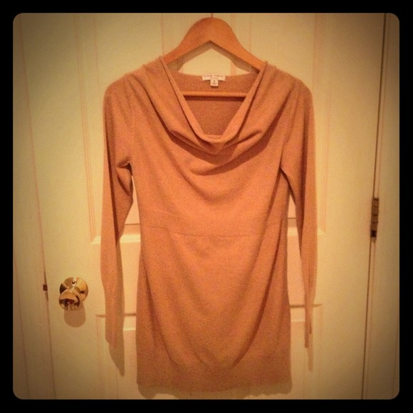 SOLD! Light weight maternity sweater