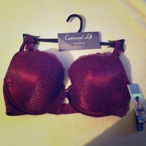 Reserved ~~ 34D JLo lace push-up bra