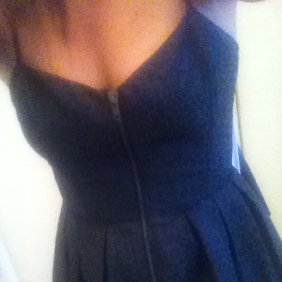 Forever 21 sexy and chic dress
