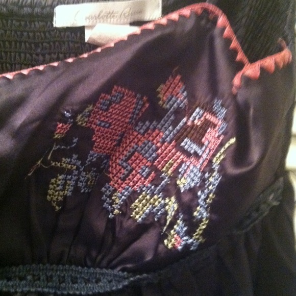 Top - Picture 3 of 4