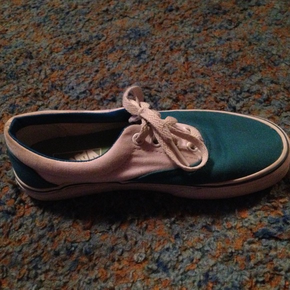 Turquoise and white Vans Skate Shoes - Picture 3 of 3