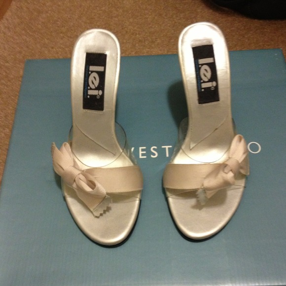 Silver slide