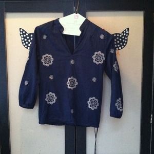 Womens Lucky Brand blouse with drawstring bottom.