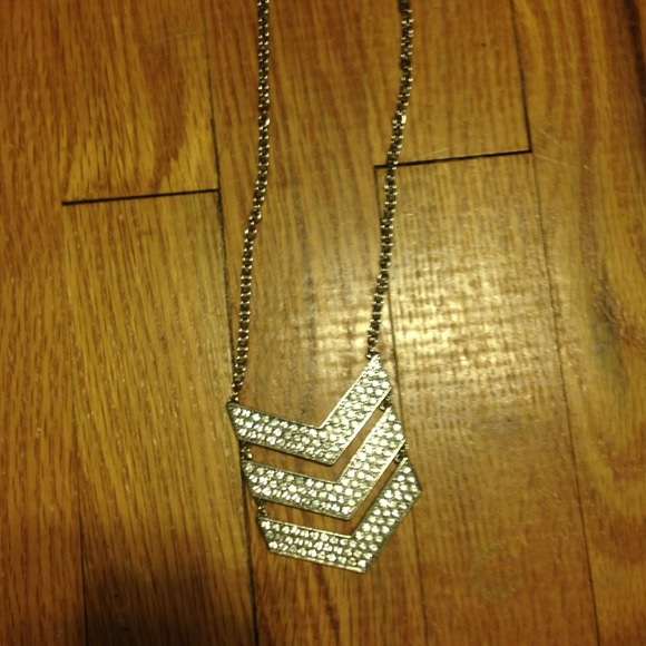 Long tribal necklace. BUNDLED