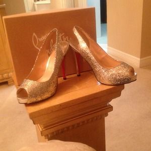 Christian Louboutin Silver Hyper Prive New sz38