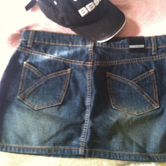 SOLD🚫Bebe mini skirt! - Picture 2 of 2