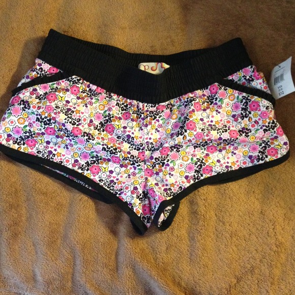 OP print board shorts.