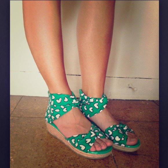SOLD! DVF for GAP sandals (size 2 fits size 5)