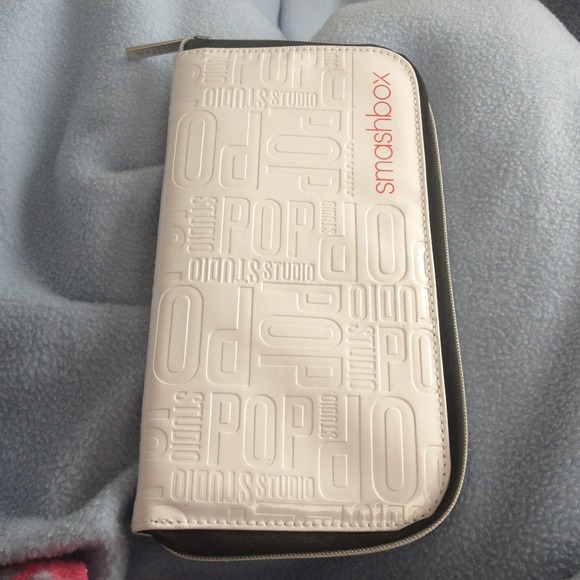 Smashbox Brush Case