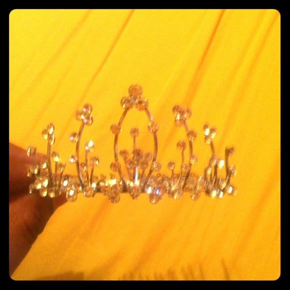👑 cute little tiara