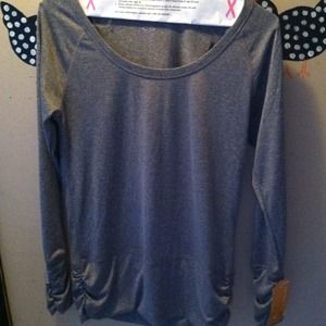 Womens Champion Long Sleeve Duo Dry Max.  Small.