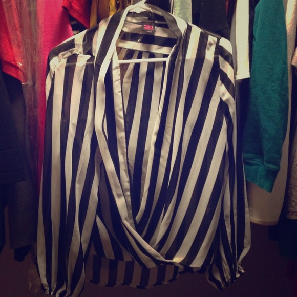 BEBE blouse