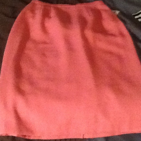 Suit - Picture 3 of 3