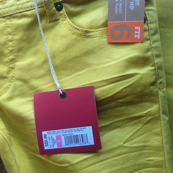 Yellow skinny color denim! - Picture 3 of 3
