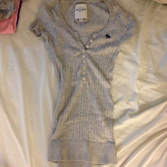 Grey Abercrombie Shirt - Picture 3 of 3