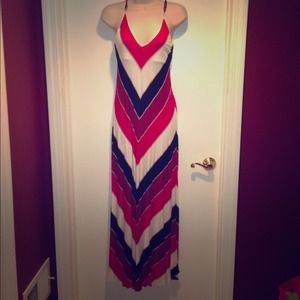 Bebe Maxi Dress SZ M