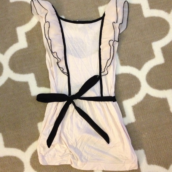 Light Pink H&M Top - Picture 2 of 2