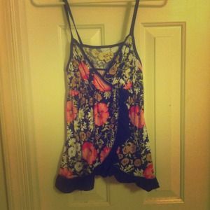 Hollister floral tank