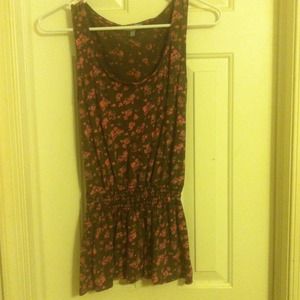 Delia's brown and pink floral tank