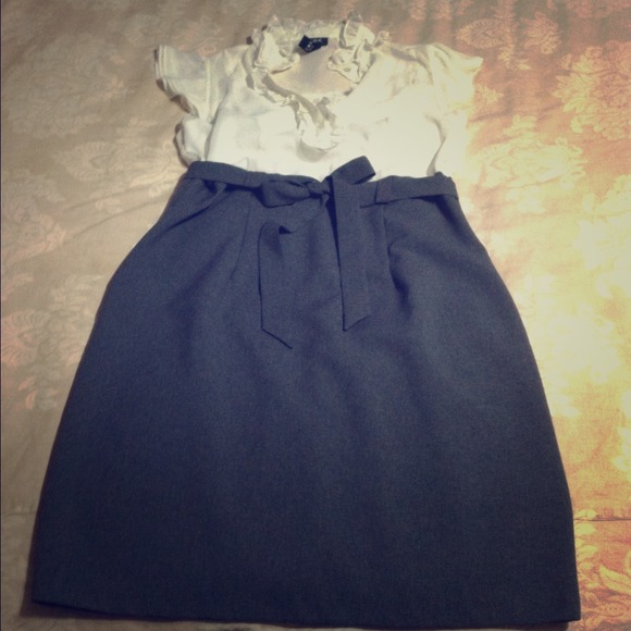 **REDUCED!!** Really cute pencil-skirt type dress