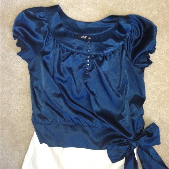 Navy blue satin tie waist top - Picture 2 of 2