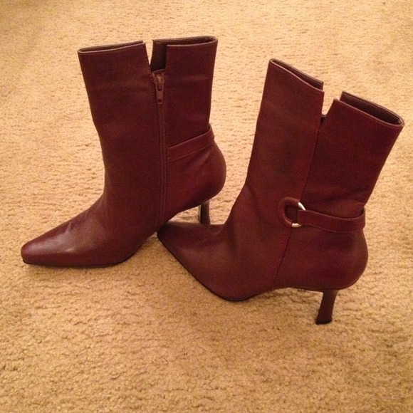 🚩SOLD 🚩Bundle with Red Flats - Picture 3 of 4