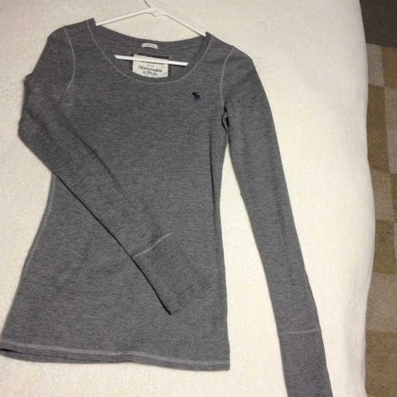 🔴SOLD🔴Abercrombie Sweater