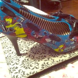 Iron Fist Rockabilly Babylon Heels 💙💀 100% vegan