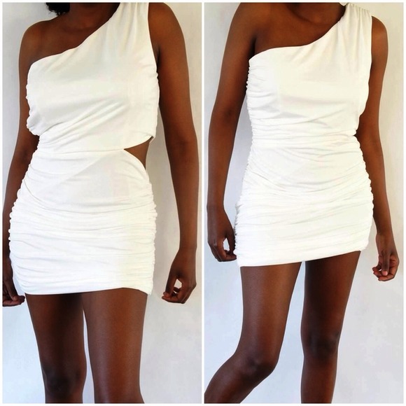 pompous girly Dresses & Skirts - Pompous Girly dress size XL !