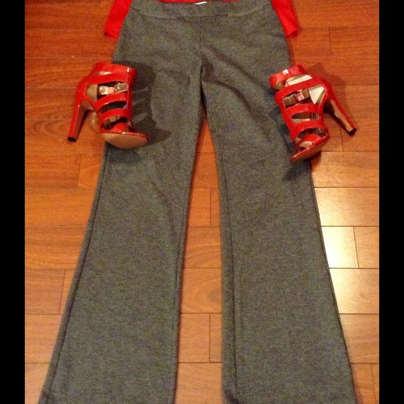 Black and gray checkered NY and Co slacks - Picture 2 of 4