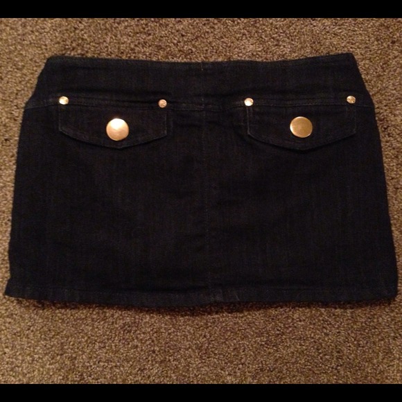 Skort - Picture 2 of 4