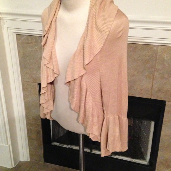 Ruffle Cardigan - Picture 2 of 3