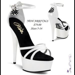 Brand New Corset Heel