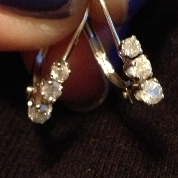 White Gold & Diamond Earrings