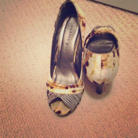 Madden Girl Spring Peep-toe Sz 6