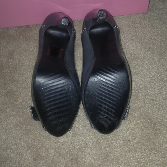 Seneca - Picture 3 of 3