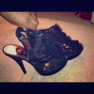 Never Worn Lace Sling Backs