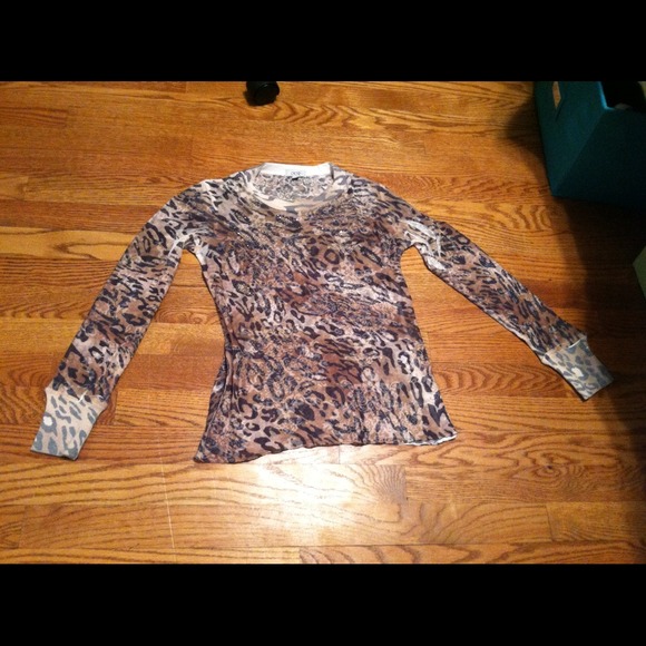 Cache long sleeve cheetah print - Picture 2 of 4