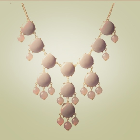 🚫 reserved bundle 🚫 bubble necklace & top