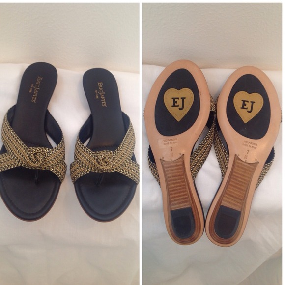 🔴SOLD🔴ERIC JAVITS Black Gold Raffia Thong Sandal