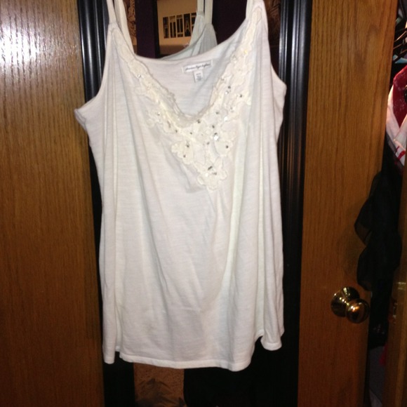 💄SOLD💄American eagle white sparkle tank top..