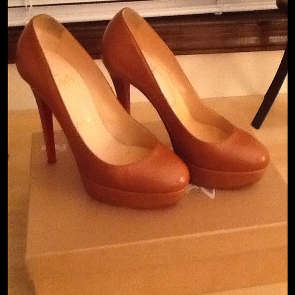 🚫SOLD🚫100% AUTHENTIC Christian Louboutin Bianca