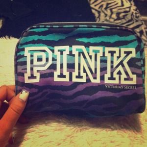 Victoria's Secret pink make up case 🌟SOLD🌟