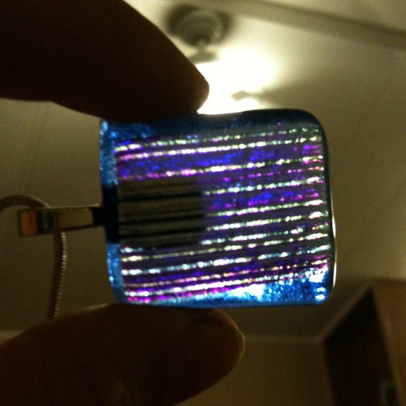 Hand Made Fused Glass Pendant - Picture 4 of 4