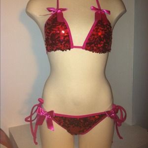 Baiting suit swimwear