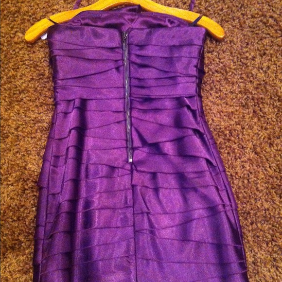 REDUCED Bebe Purple Strapless Bandage Dress XXS 00 - Picture 4 of 4