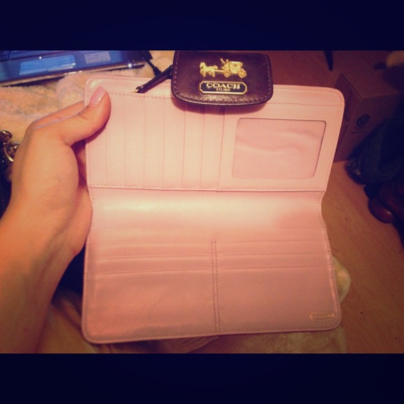 Coach wallet
